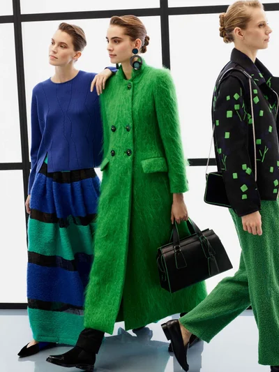 Look 19